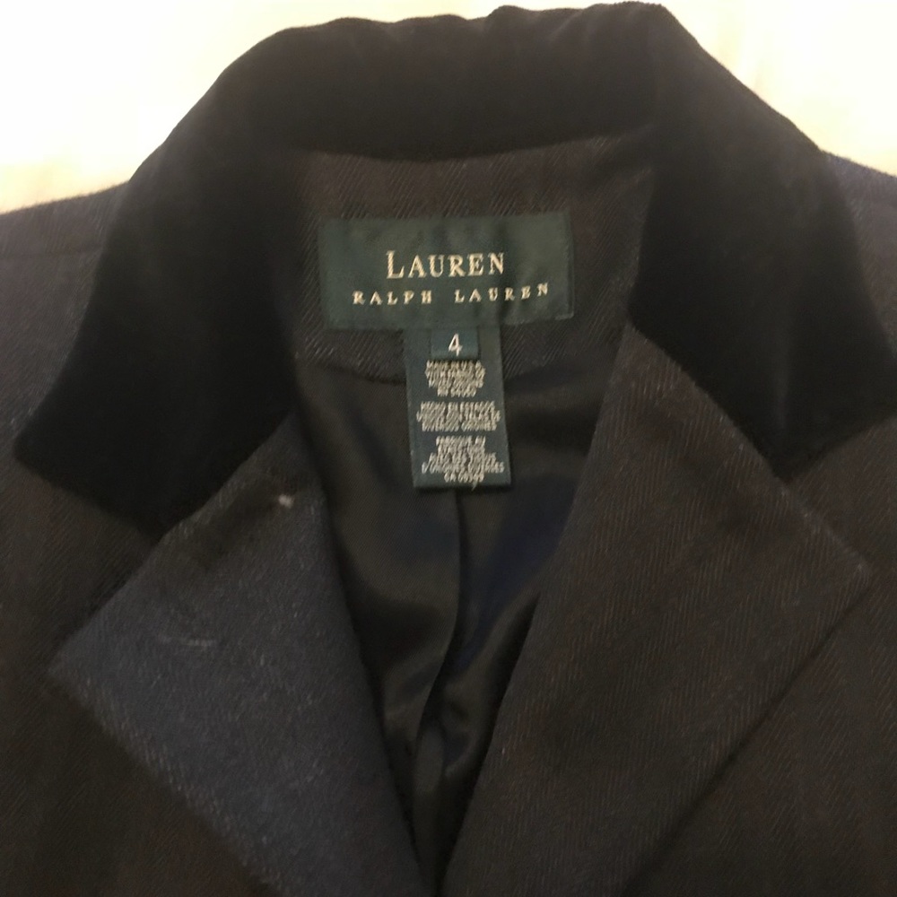 Raulph Lauren size 4 skirt suit